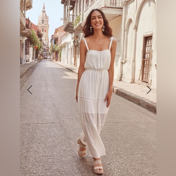 JustFab Dresses & Skirts - Just Fab The Crochet Maxi Dress Ivory White Maxi